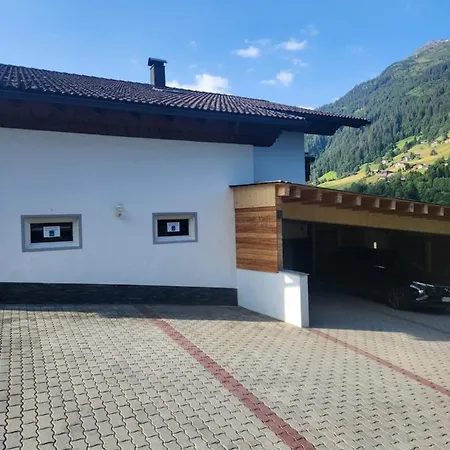 Haus Gabriele Apartment Gaschurn